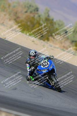 media/Dec-18-2022-SoCal Trackdays (Sun) [[8099a50955]]/Turn 10 (140pm)/